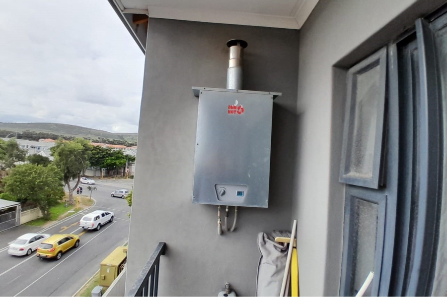 2 Bedroom Property for Sale in Richwood Western Cape